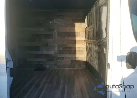 2019 Ram Promaster 2500 2500 High z USA, uszkodzony, nr VIN 3C6TRVDG4KE501384